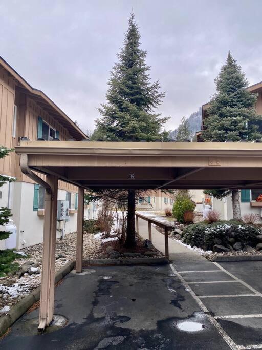 Appartement Walk To Downtown Leavenworth * Sleeps 6 + Pets * Ground Level Gem! Extérieur photo